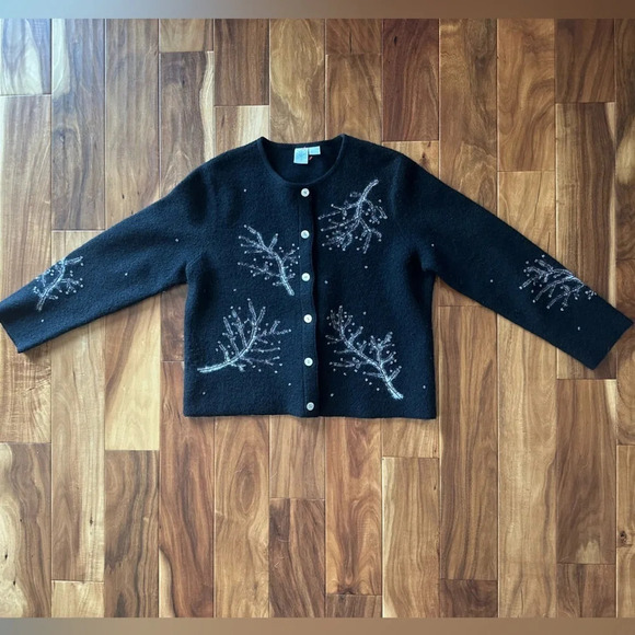100% Wool Black Snowy Branch Cardigan size Large NWOT - Picture 1 of 3
